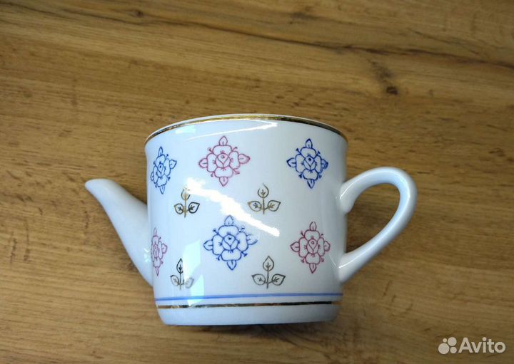 Заварочный чайник и чашка Полонное