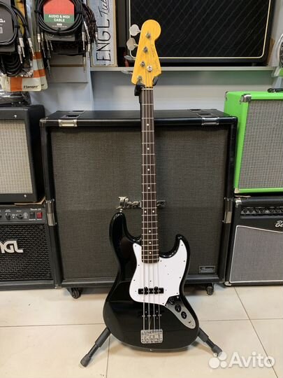 Бас-гитара, Япония, черная Fender Jazz Bass JB-62