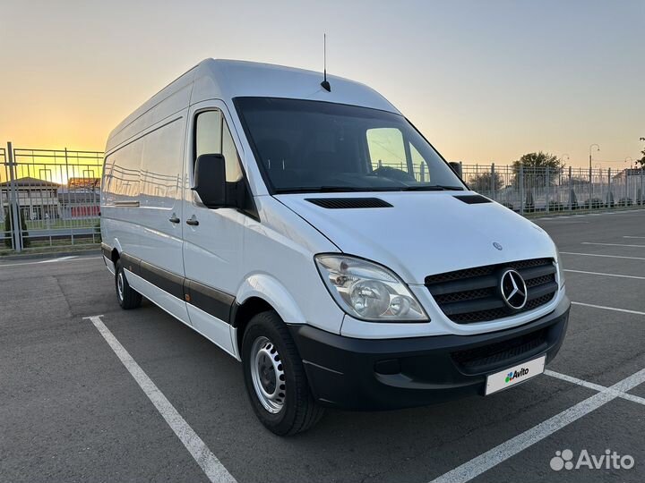 Mercedes-Benz Sprinter, 2011