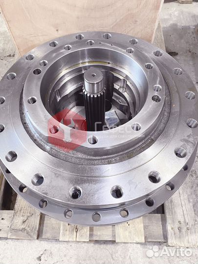 Редуктор хода Hyundai R290LC-7 39Q8-42102