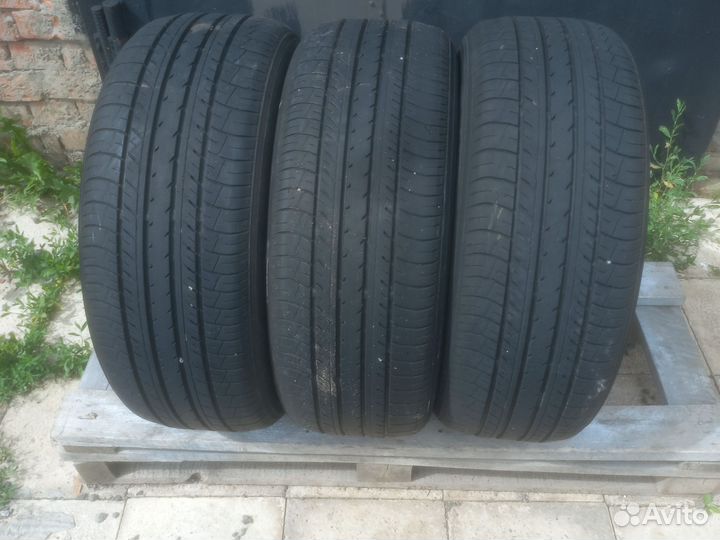 Yokohama BluEarth E70 215/55 R17