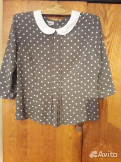 Блузка бежевая в горошек 52-54