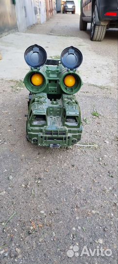 Игрушка автомобиль ракетный комплекс с400