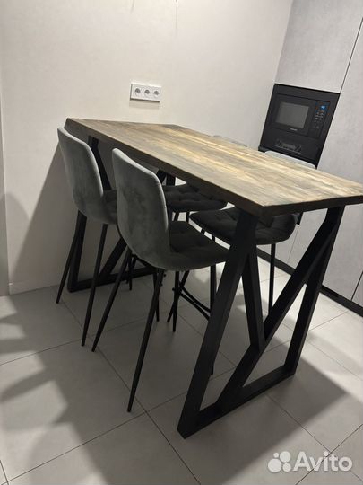 Стол и стулья комплект