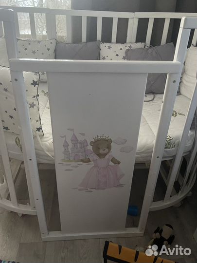 Детская кроватка