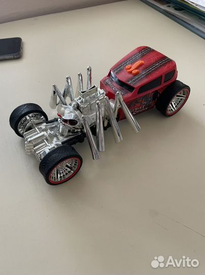 Машина hot wheels Экстримальные гонки