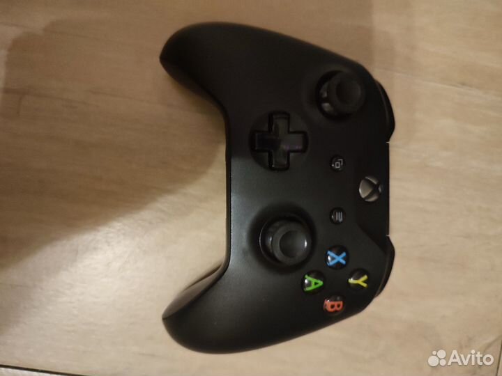 X box One 500 гб