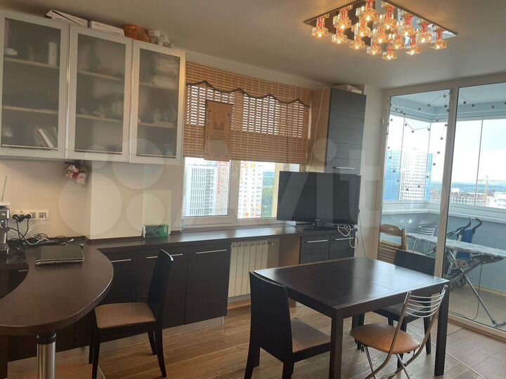 3-к. квартира, 149 м², 15/16 эт.