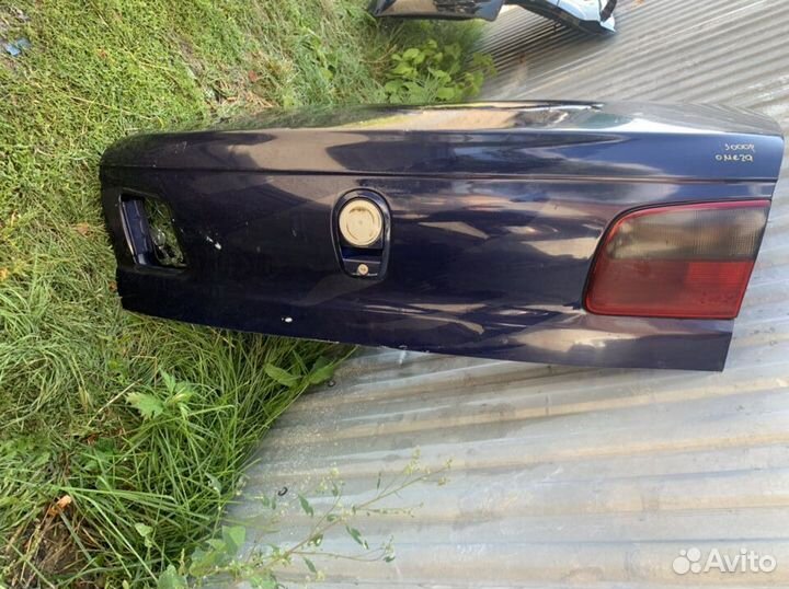 Крышка багажника Opel Omega