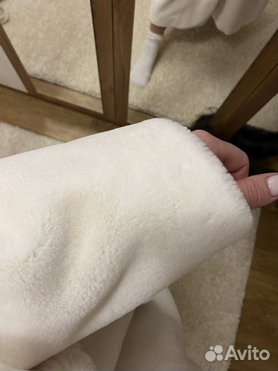 Искусственная шуба белая длинная