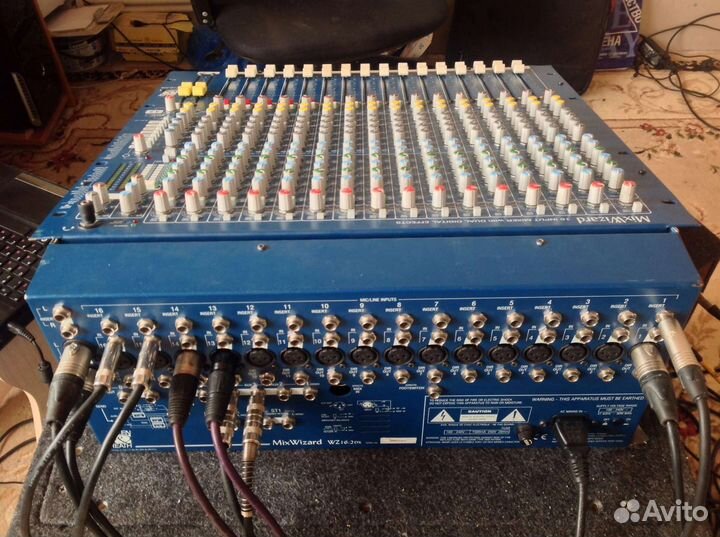 Микшерный пульт Allen heath
