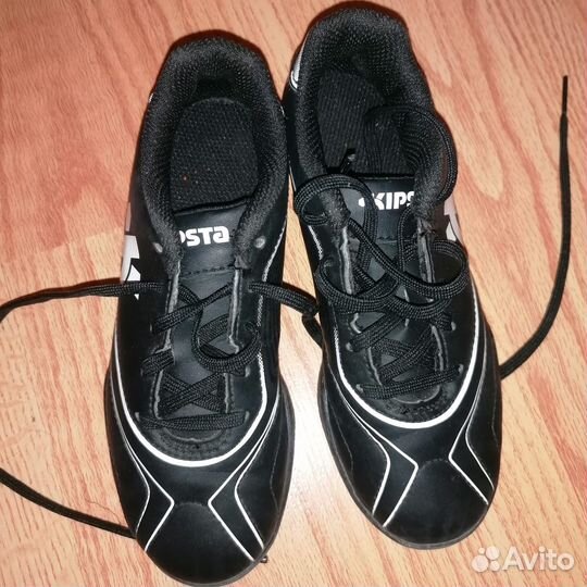 Футбольные детские бутсы 29 размер, гетры, щитки