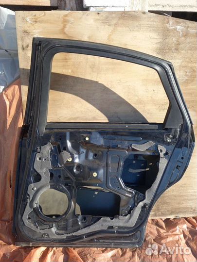 Дверь правая задняя Ford Mondeo 4