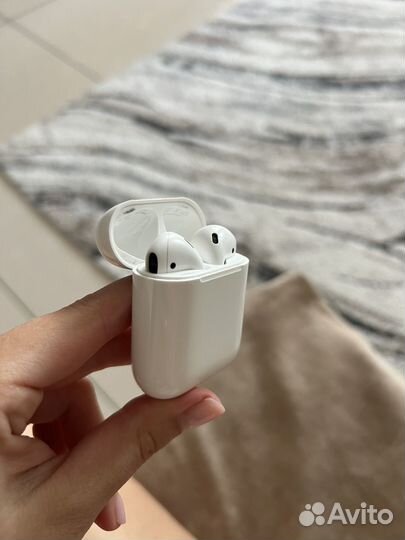 Беспроводные наушники apple airpods 2