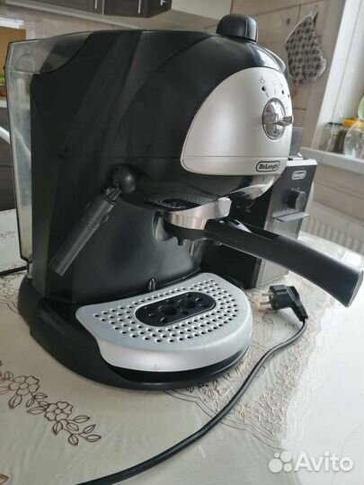 Кофемашина delonghi