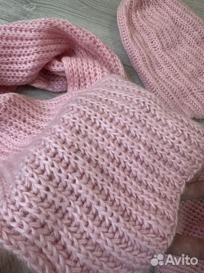 Комплект шапка, шарф и варежки