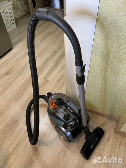 Пылесос philips