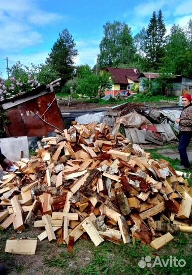 Дрова новые сухие
