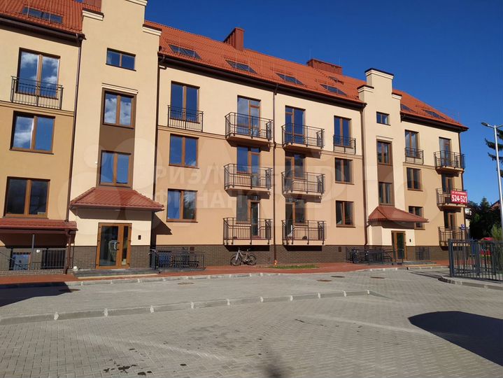 3-к. квартира, 85,4 м², 1/3 эт.