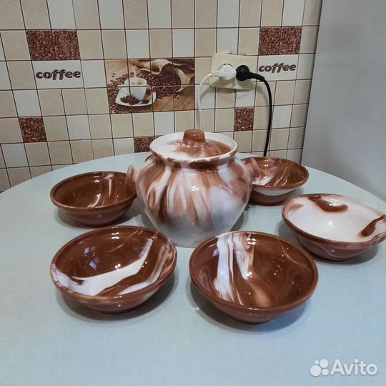 Столовый сервиз новый