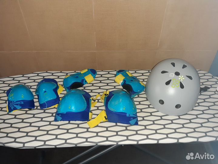 Шлем и защита для роликов/ велосипеда
