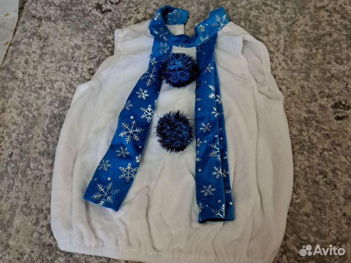 Новогодний костюм снеговичок