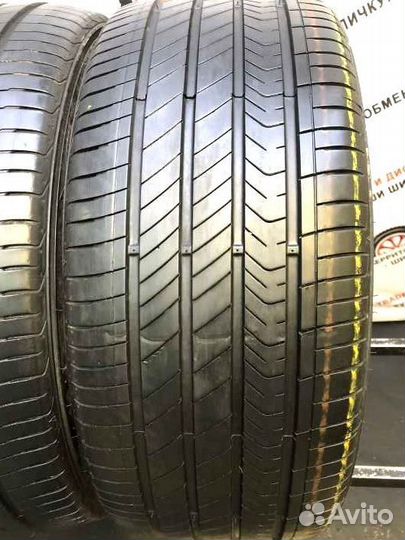 Kumho Majesty Solus KU50 215/55 R17 98W