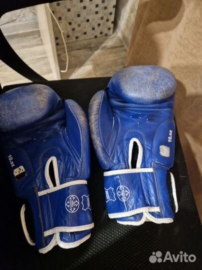 Боксерские перчатки 10 oz green hill