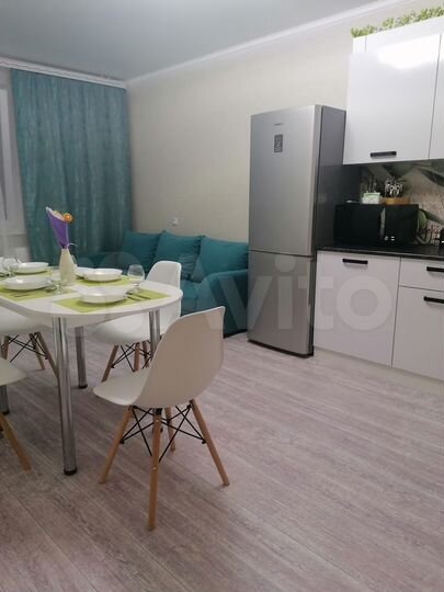 2-к. квартира, 63 м², 1/16 эт.