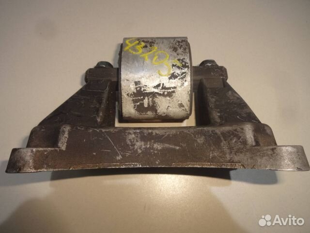 Подушка двигателя mercedes-benz W211 112 912