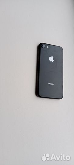 iPhone 8, 64 ГБ