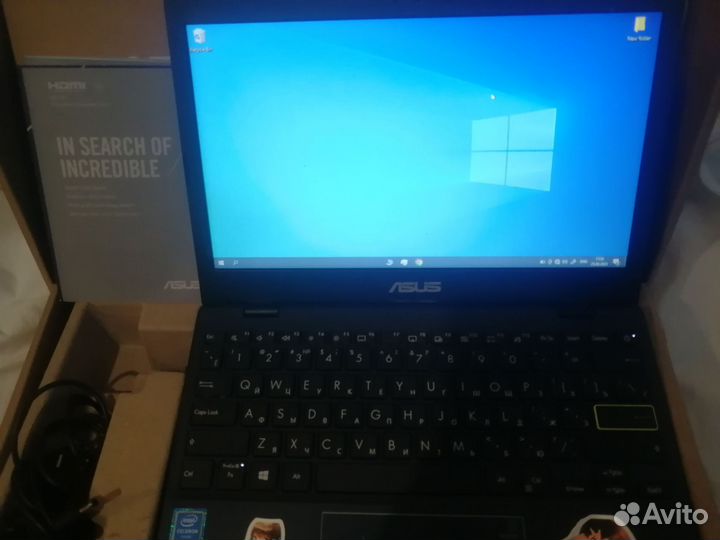 Ноутбук asus E210M