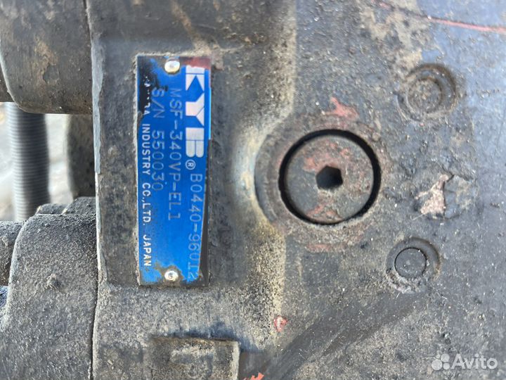 Гидромотор хода hitachi