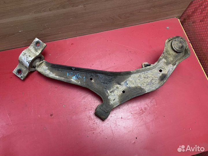 Рычаг передний правый 545002Y412 Nissan Maxima A33