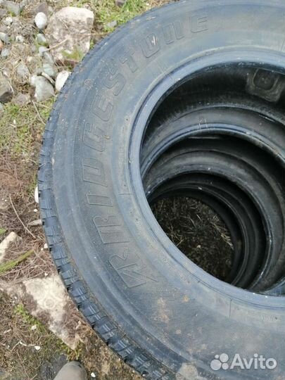 Bridgestone Dueler A/T 245/70 R16