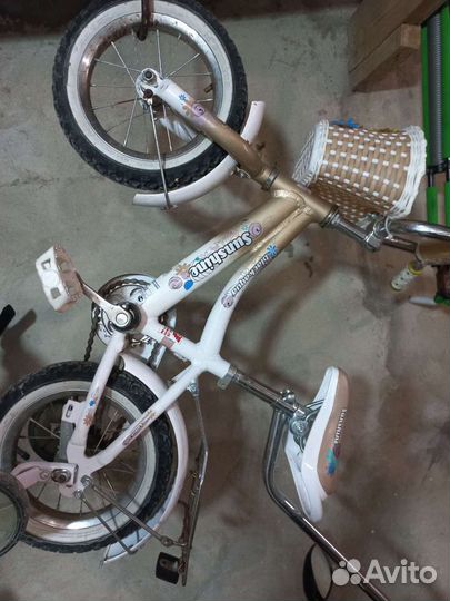 Детский велосипед с родительской ручкой