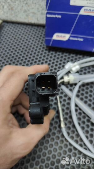 2129821 Датчик темп. SCR DAF106