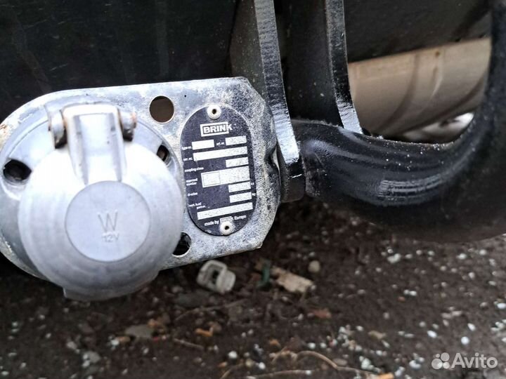 Фаркоп на Volkswagen Touareg 2004 г.в