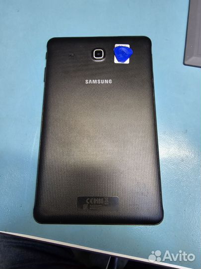 Samsung SM-T561