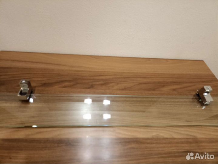 Полочка стеклянная