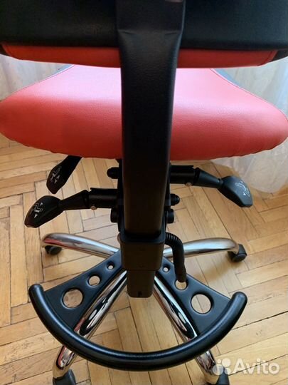 Продаю кресло для игры на гитаре