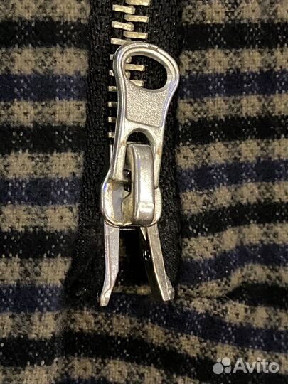 Продам пальто на девочку на рост 128-132