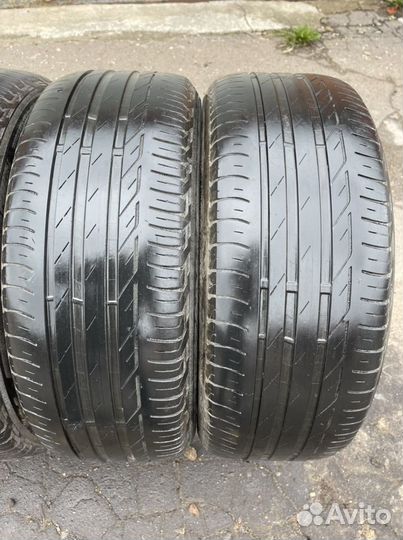Bridgestone Turanza T001 215/55 R17 94V