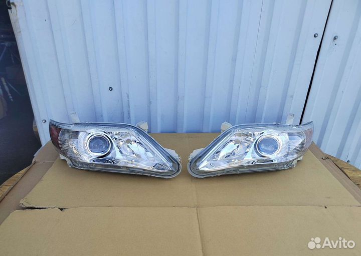 Фары комплект Toyota Camry v40 рестайлинг