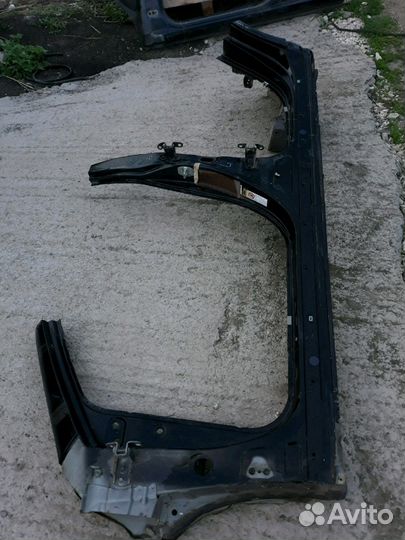 Порог со стойкой Toyota Camry 040