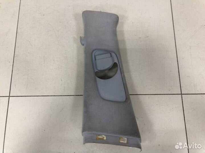 Обшивка стойки Hyundai Equus 2009-2016