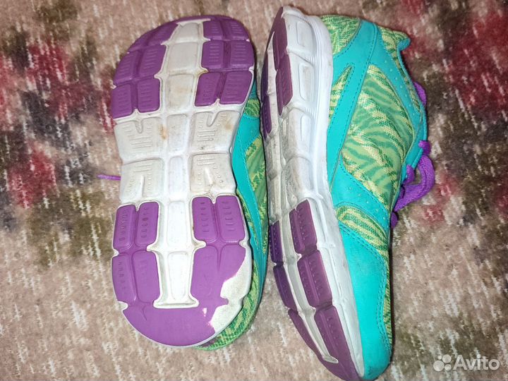 Кроссовки adidas на девочку 33