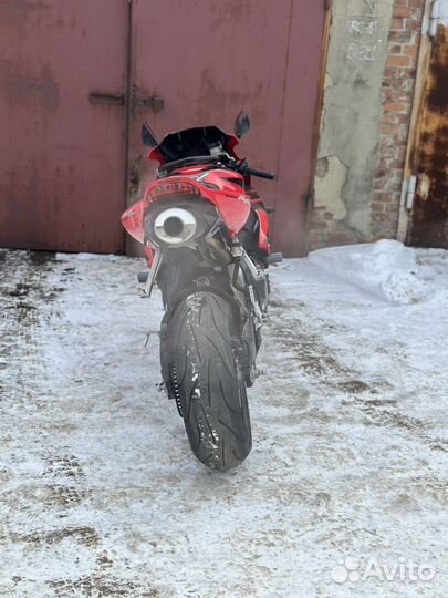 Honda cbr1000rr