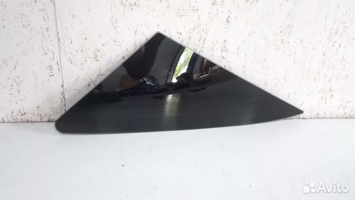 Форточка крыла задняя левая Ford Focus 1