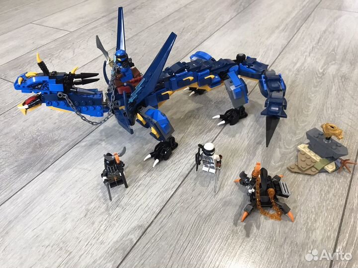 Конструктор lego ninjago 70652 Вестник бури